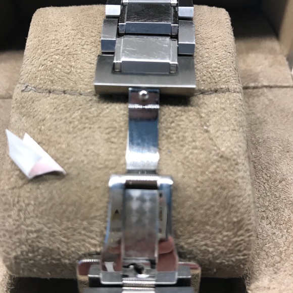 NEW Burberry BU 9901 42mm Silver steel Men’s watch - Picture 3 of 7